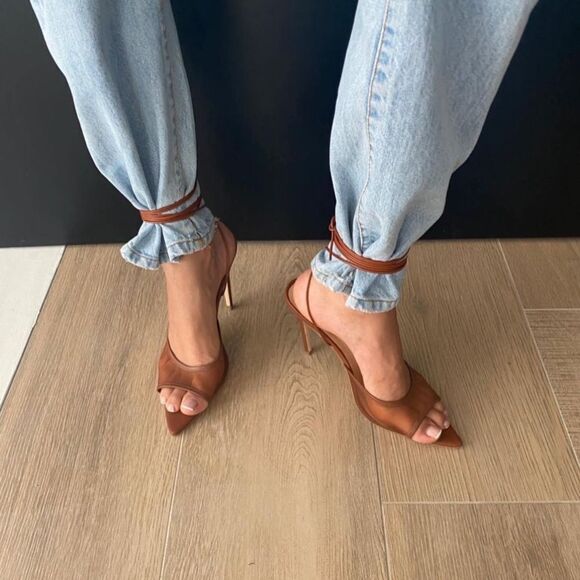 Clarité Shoes - Clarité Brown Wrap Up Stilettos